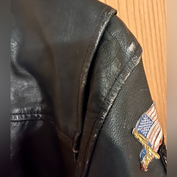 Men’s Black Leather Heavy Bomber Motorcycle Jacket Patches Zippers 🚫sold🚫 - Picture 11 of 14